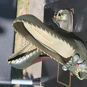 Chinese Laundry olive green Peep toe shoes